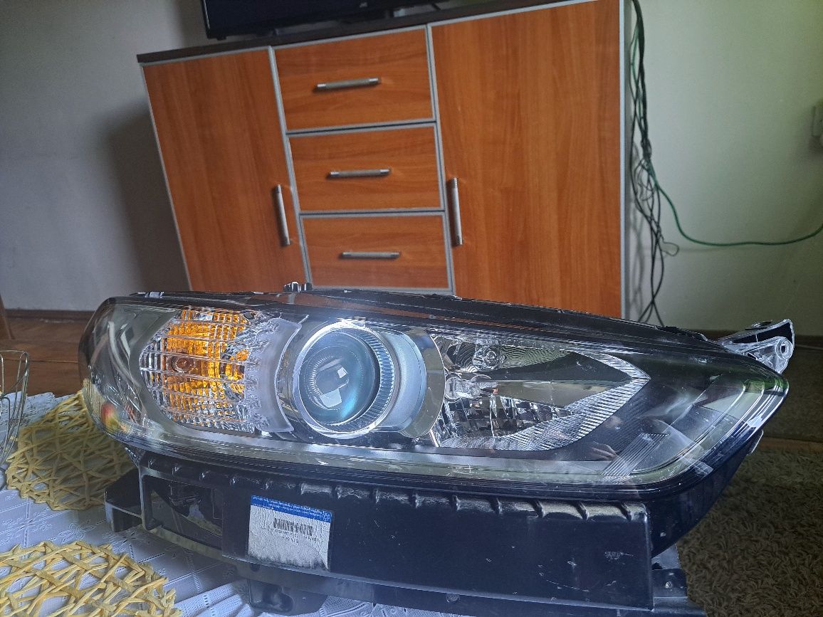 Sprzedam  lampe do ford Mondeo  mk5