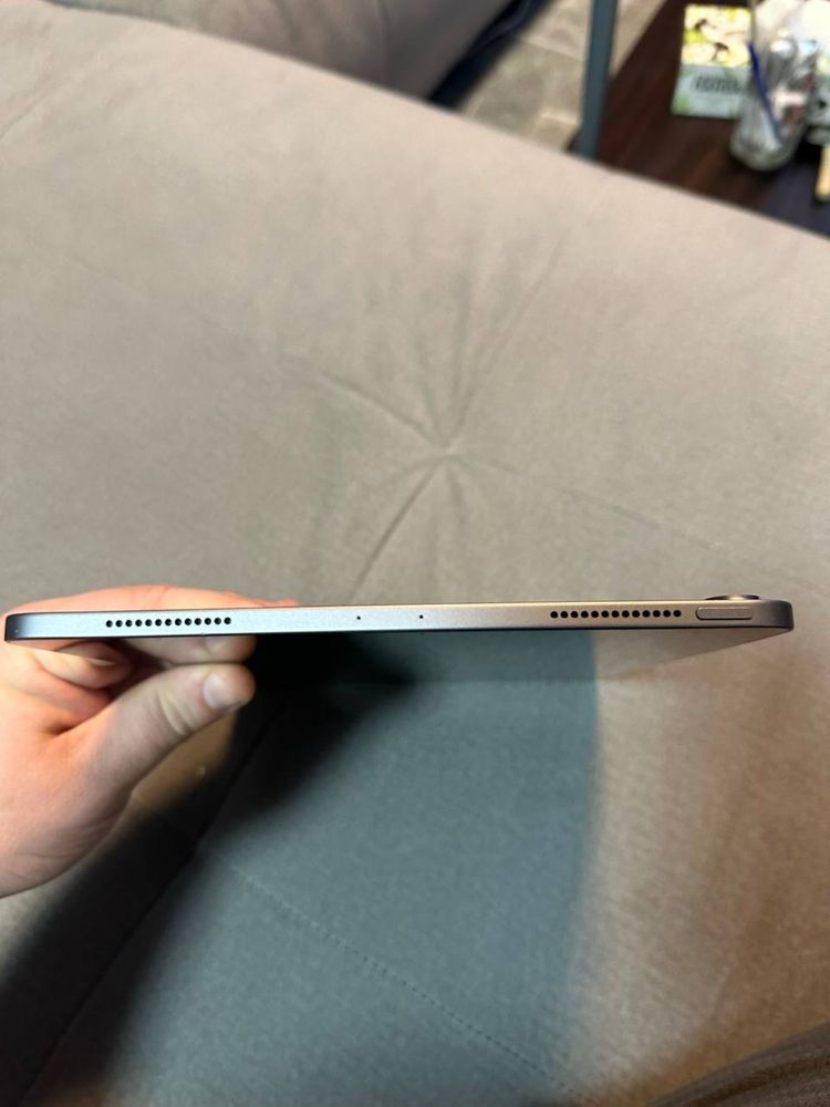 Продам Apple Ipad Pro 11 1Tb + Apple Pencil 2