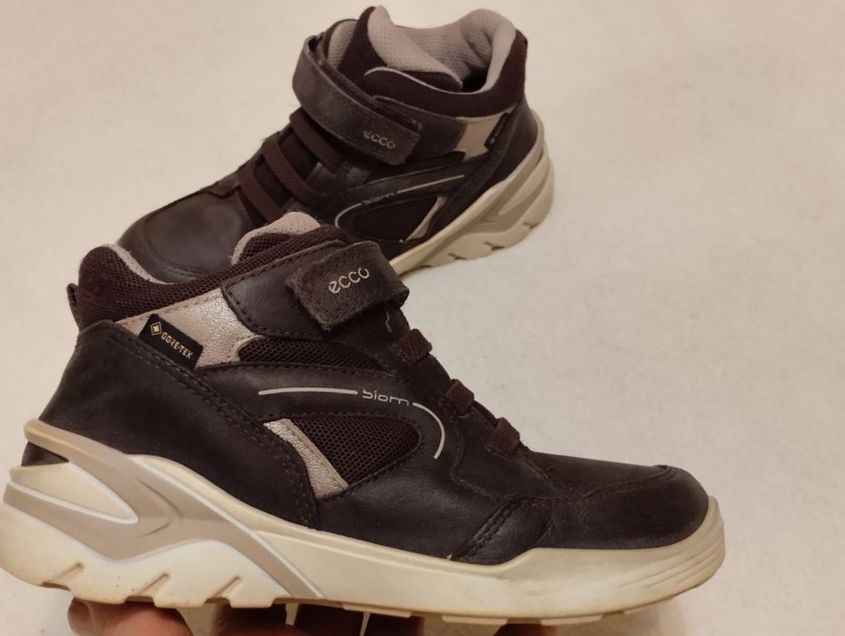 Ботинки хайтопы Ecco GoreTex 32