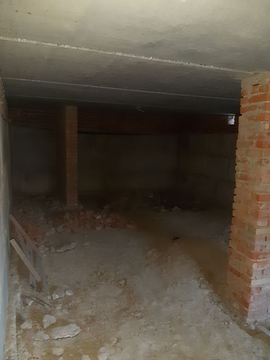 Незавершений будинок