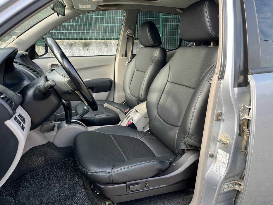 Mitsubishi L200 2.5DI-D STRAKAR