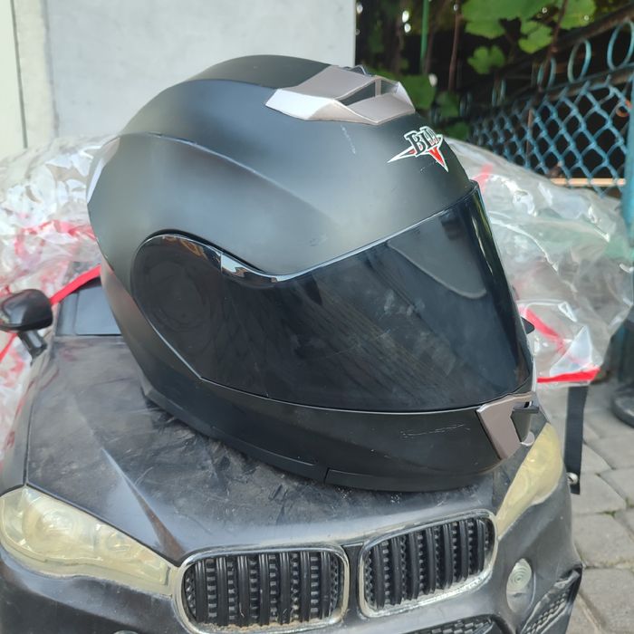 Мото шлем. Тонований.