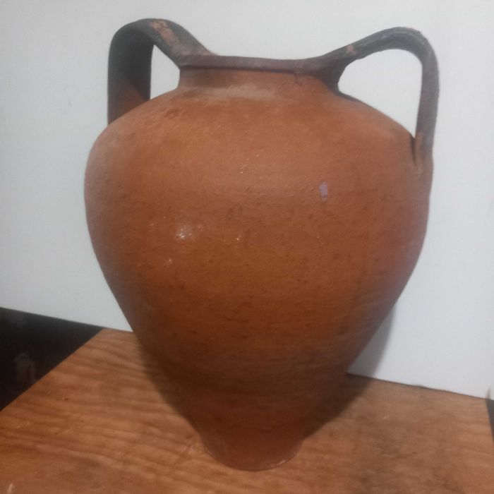 AZADO pote em barro antigo