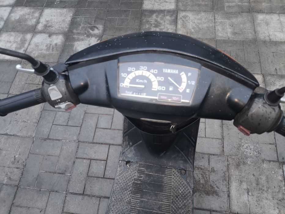 Продам скутер Ямаха джог артистик
