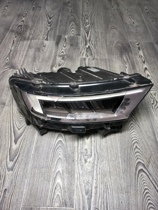 Перепаковка фар, Ремонт фар Вишневое, Встановлення Бі-лед лінз AMS