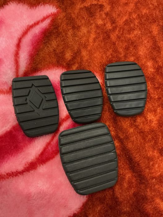 Накладка педали Renault Master TraficOpel MovanoVivaroNissan Primastar