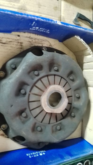 Продам корзину сцепления москвич