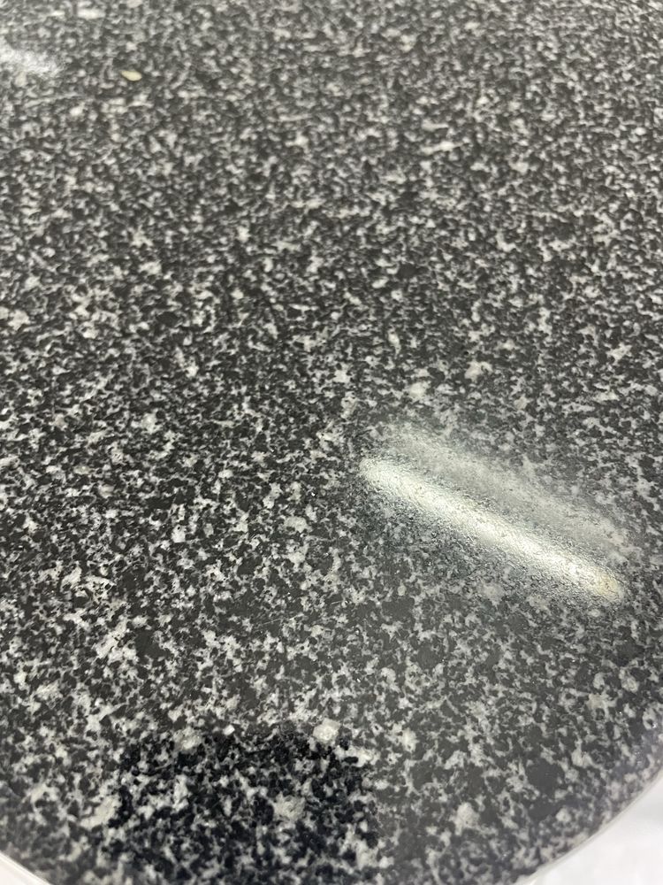 Mesa cozinha com pedra marmore grossa
