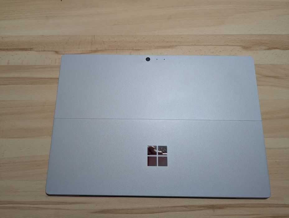Планшет Microsoft Surface Pro 5 16/512gb Intel Core i7-7660u