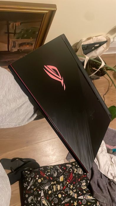 Asus rog strix g512li