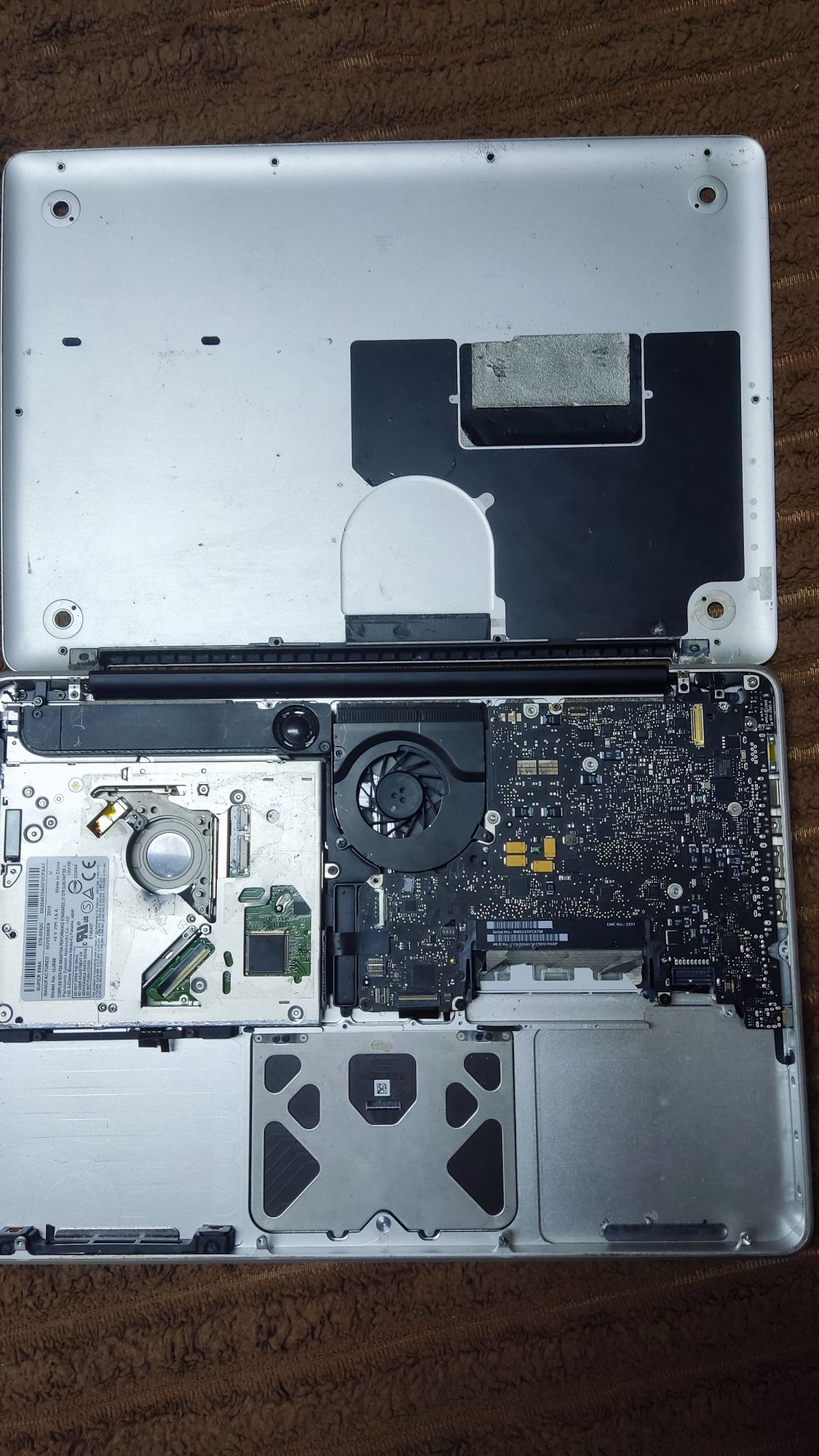 MacBook Pro 2010 на запчасти