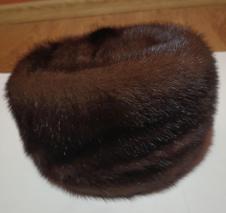 Шапка норкова жіноча