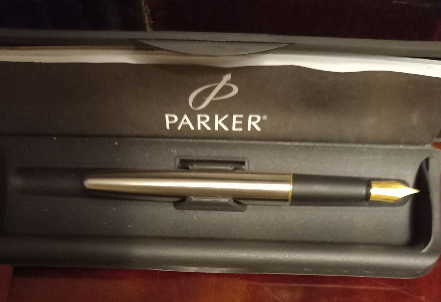Ручка паркер, новая ,перьевая