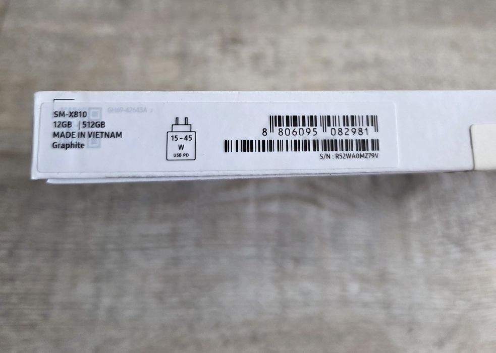 Tablet Samsung Galaxy Tab S9+ Wi-Fi 12 GB , 512 GB jak NOWY plus etui