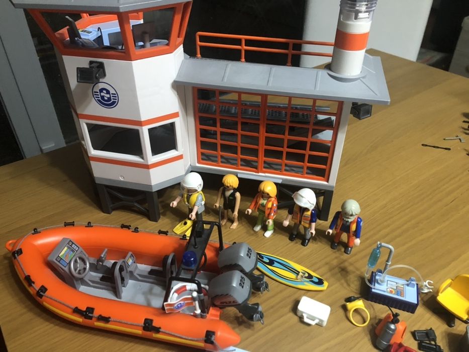Playmobil centro de salvamento completo em caixa