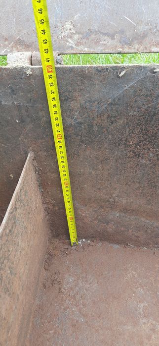 Металевий ящик для інструментів