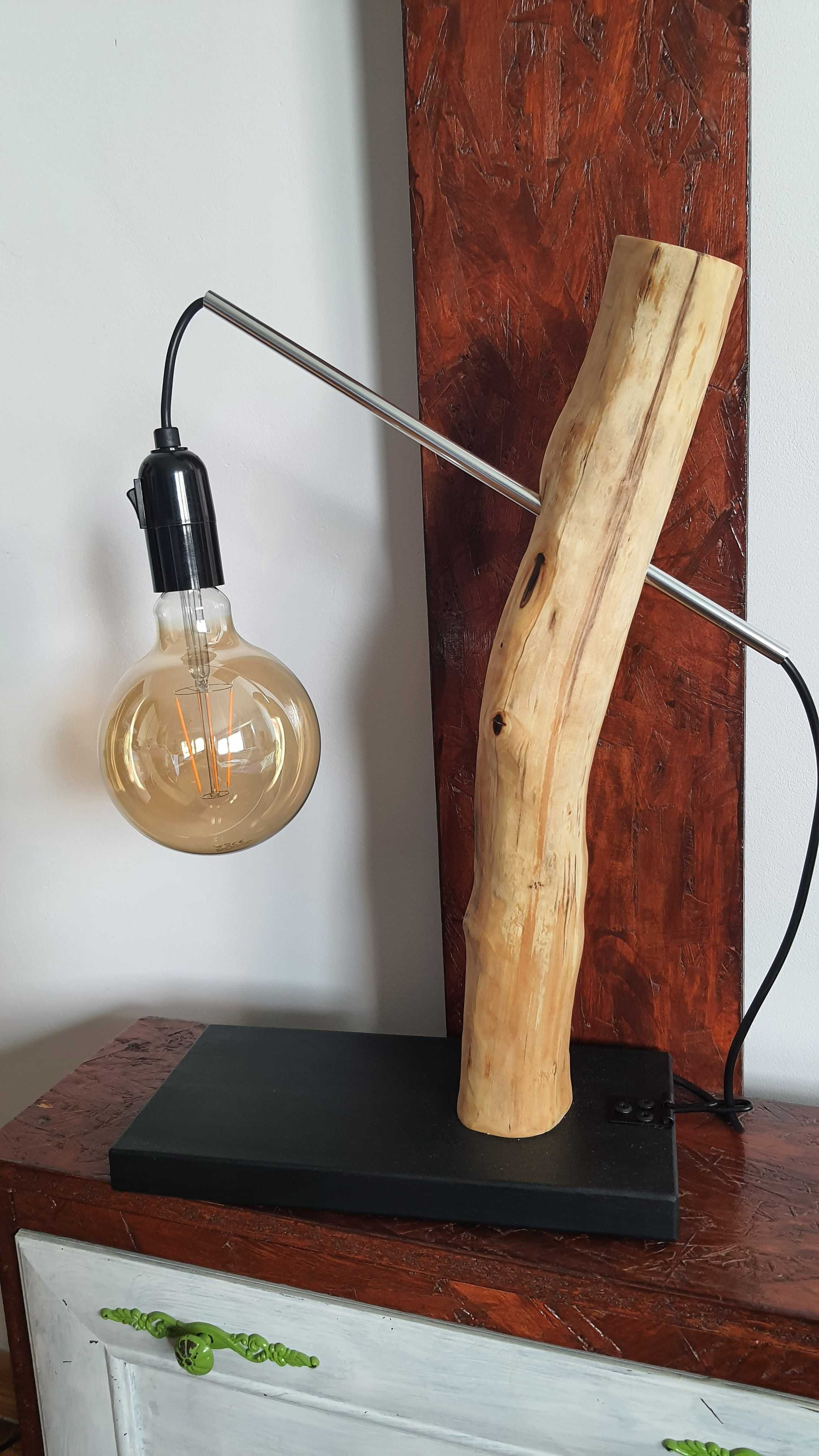 Lampa z drewna DIY