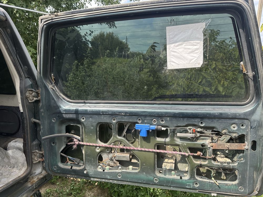 Suzuki vitara 1.6 бенз акпп 1998 рік