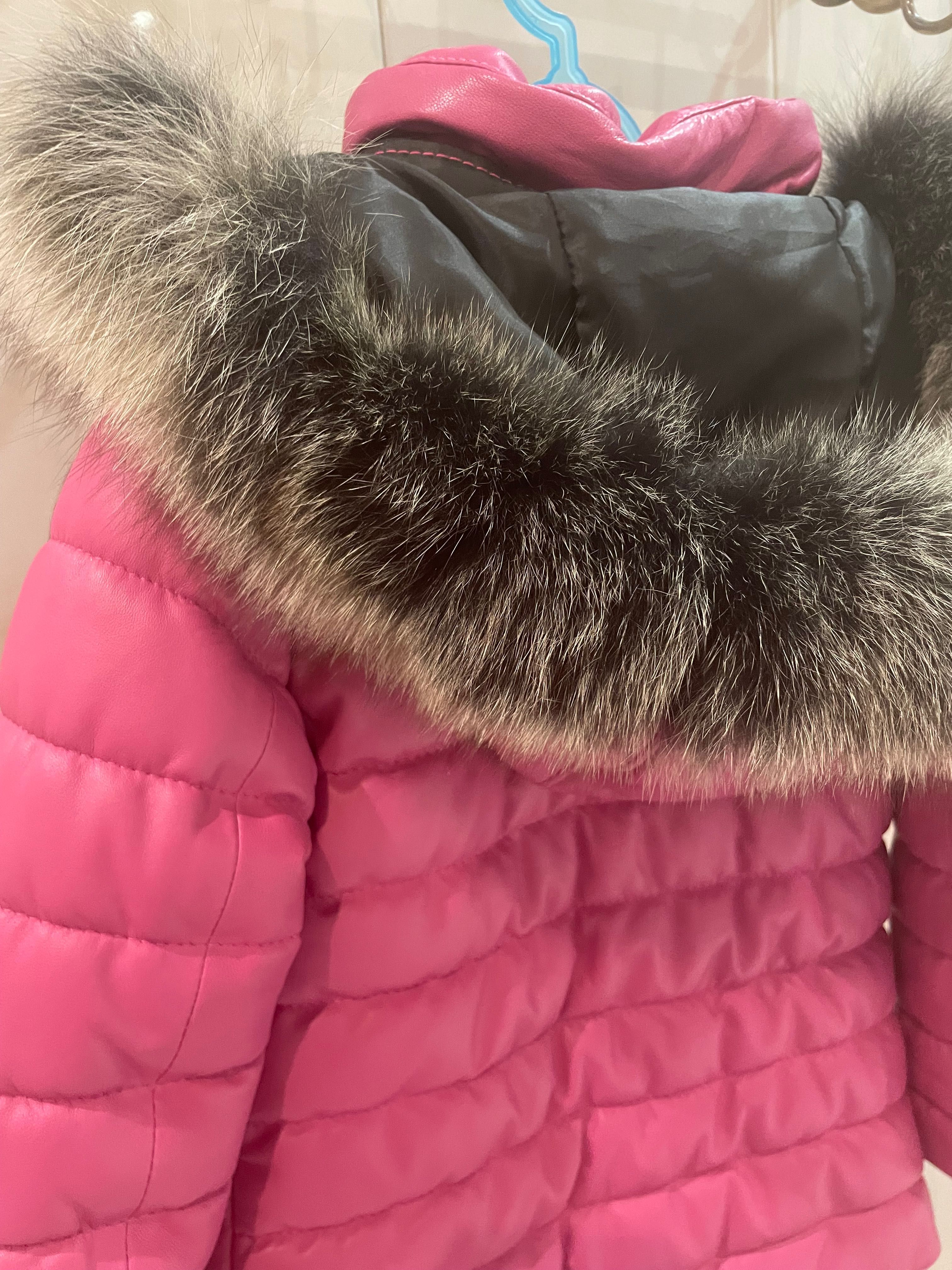 Продам новый кожаный пуховик на девочку 4 года (фирмы Moncler)