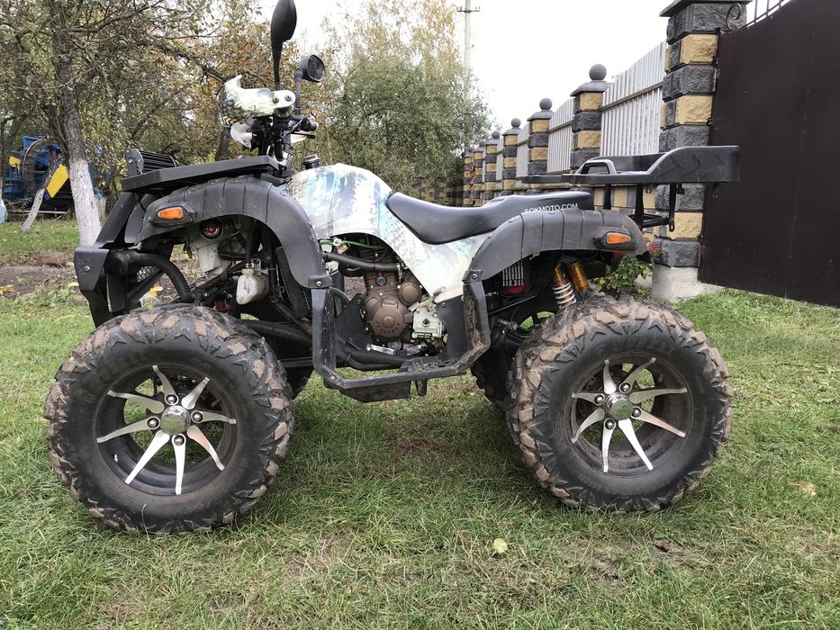 Продам квадроцикл Хамер 250кубів