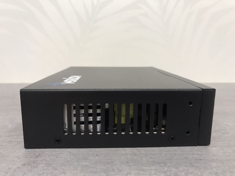 ХІТ 6 портов PoE свич свитч коммутатор для ip видеонаблюдения 4 камери