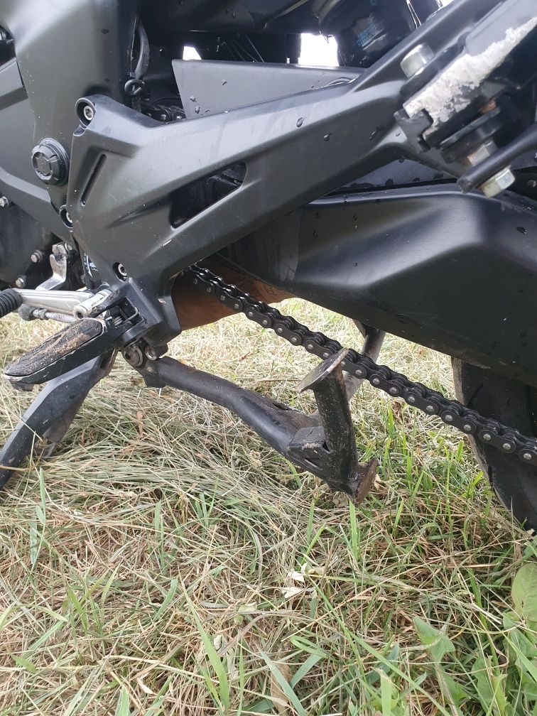 Мотоцикл Bajaj Diminar 400
