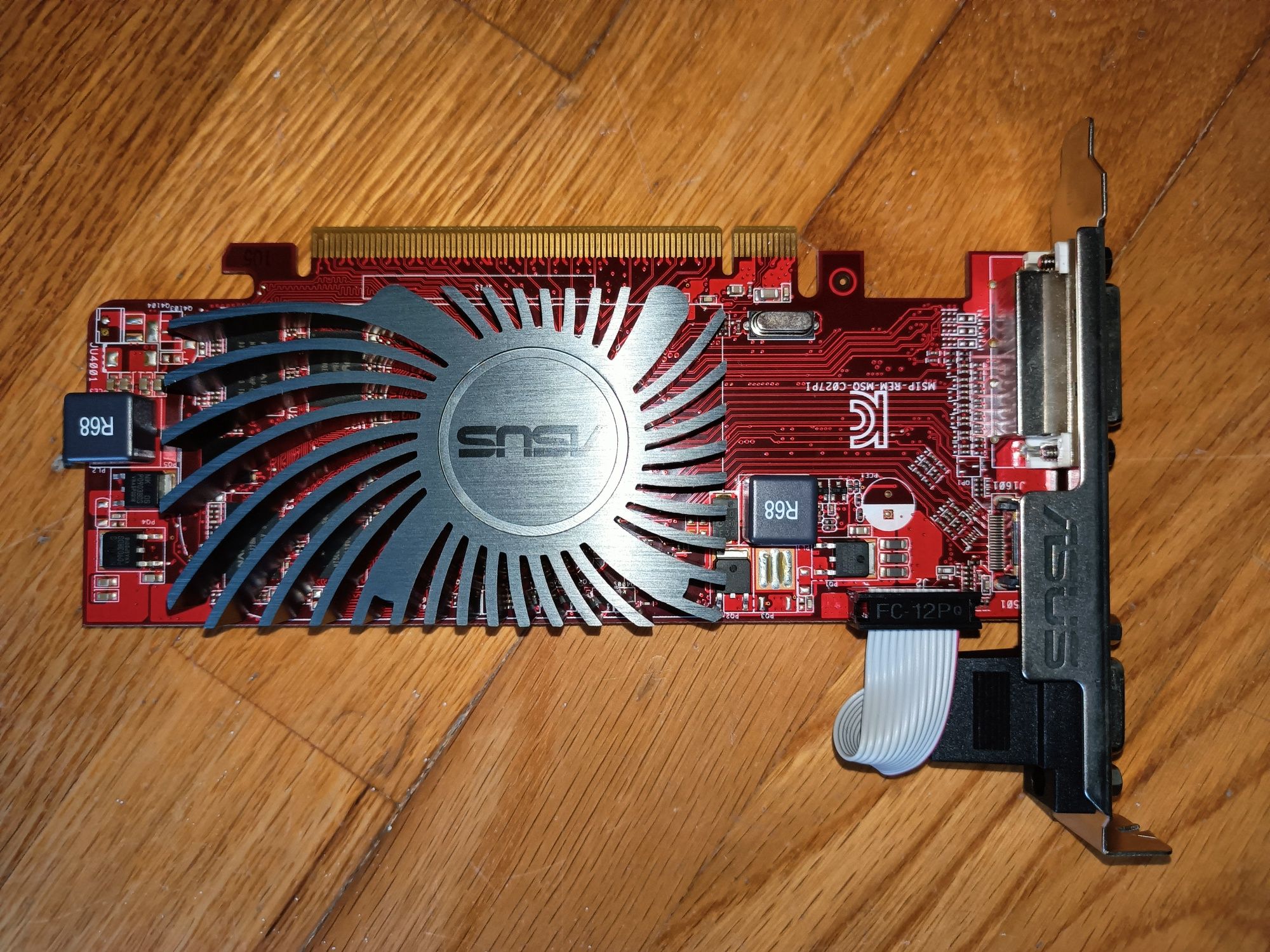 Placa gráfica ASUS HD5450