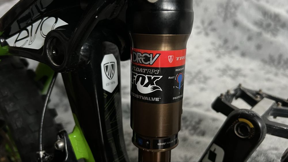 Trek slash 9 full Fox 38 sramXO