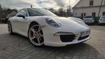 Porsche 911 Piękne połączenie białego lakieru z jasnym wnętrzem