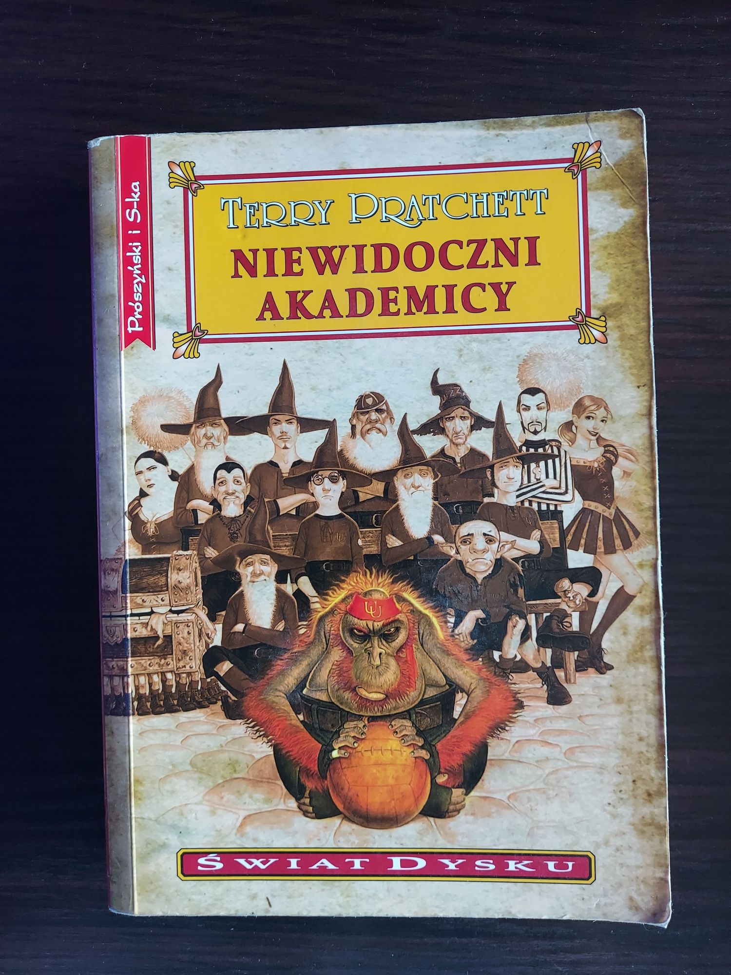 Terry Pratchett Niewidoczni Akademicy