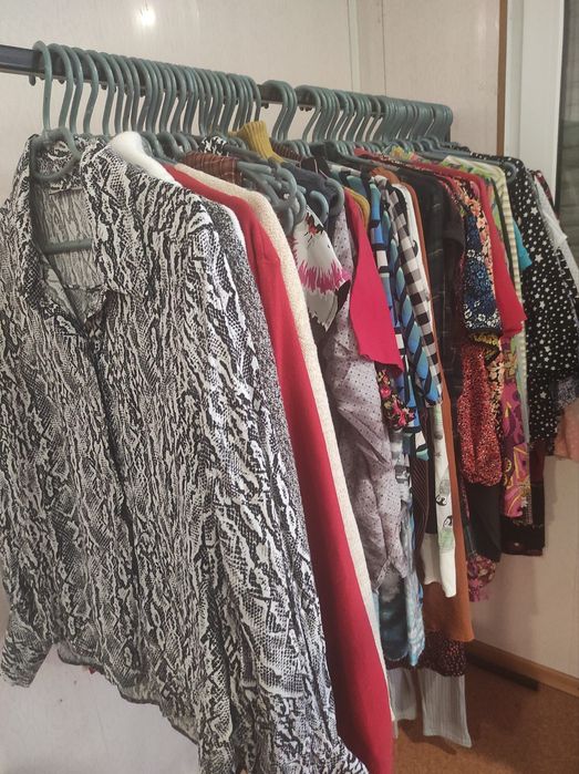 Секонд-хенд вещи