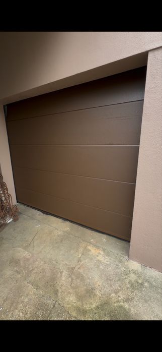 Portao seccionado / Porta seccionada c/ automatismo