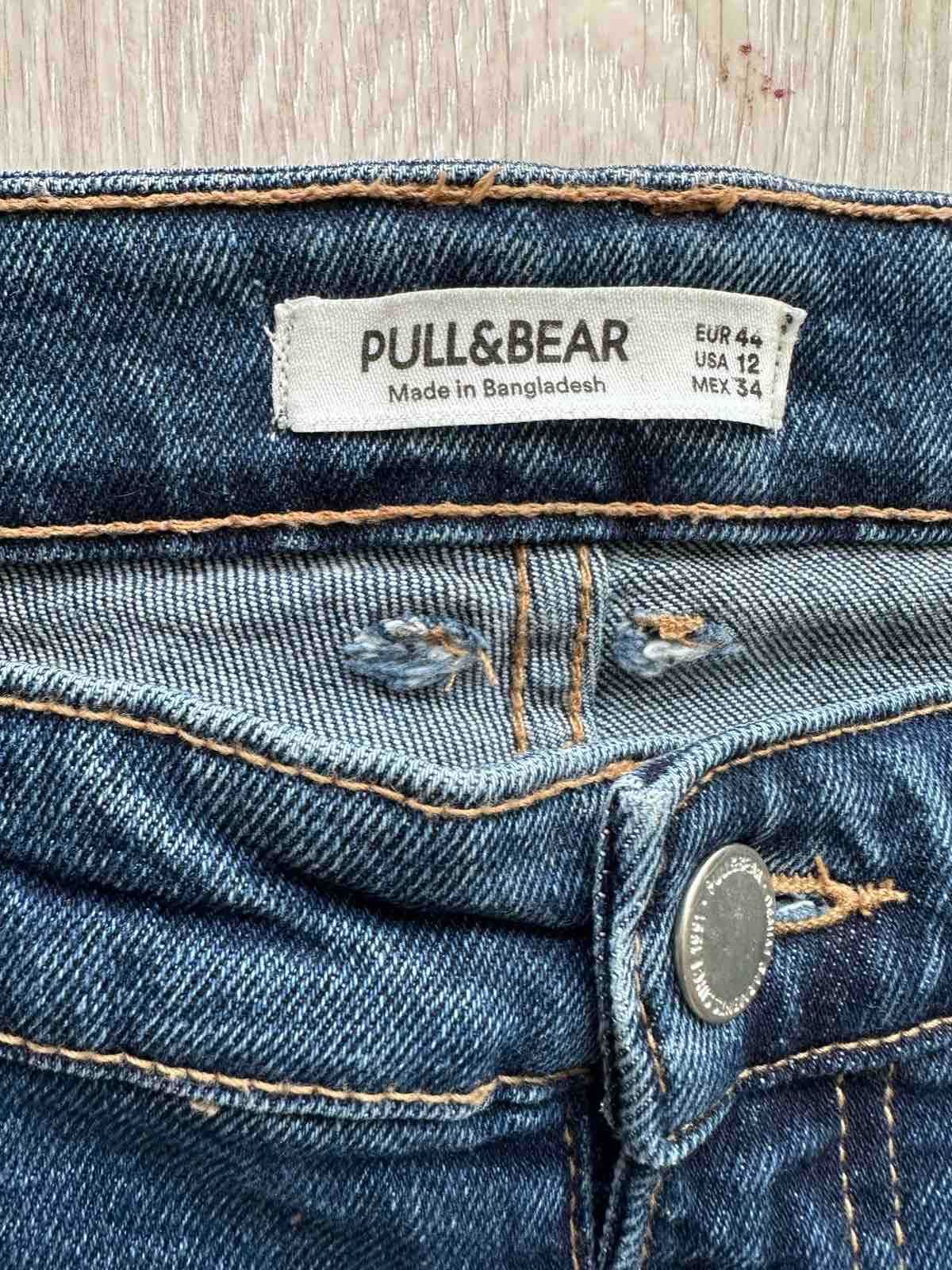 Джинсы Pull and Bear