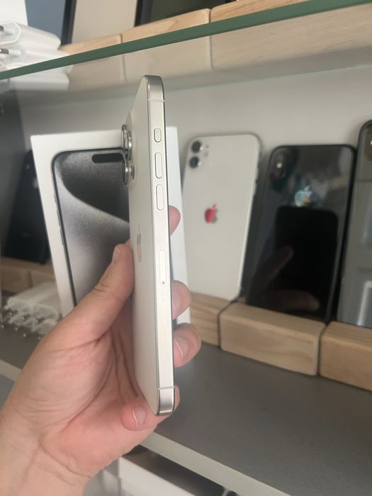  iPhone 15 Pro Max 256gb White Titanium Neverlock Відмінний стан