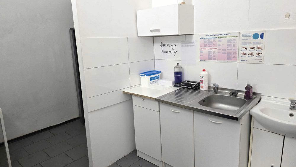 Wynajmę lokal usługowo-handlowy w centrum Pleszewa