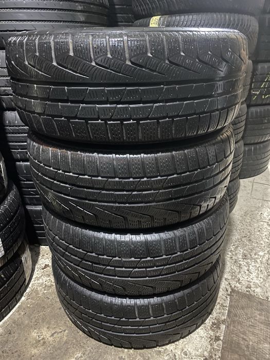225/50 R17  Pirelli Sottozero комплект шин зимних.