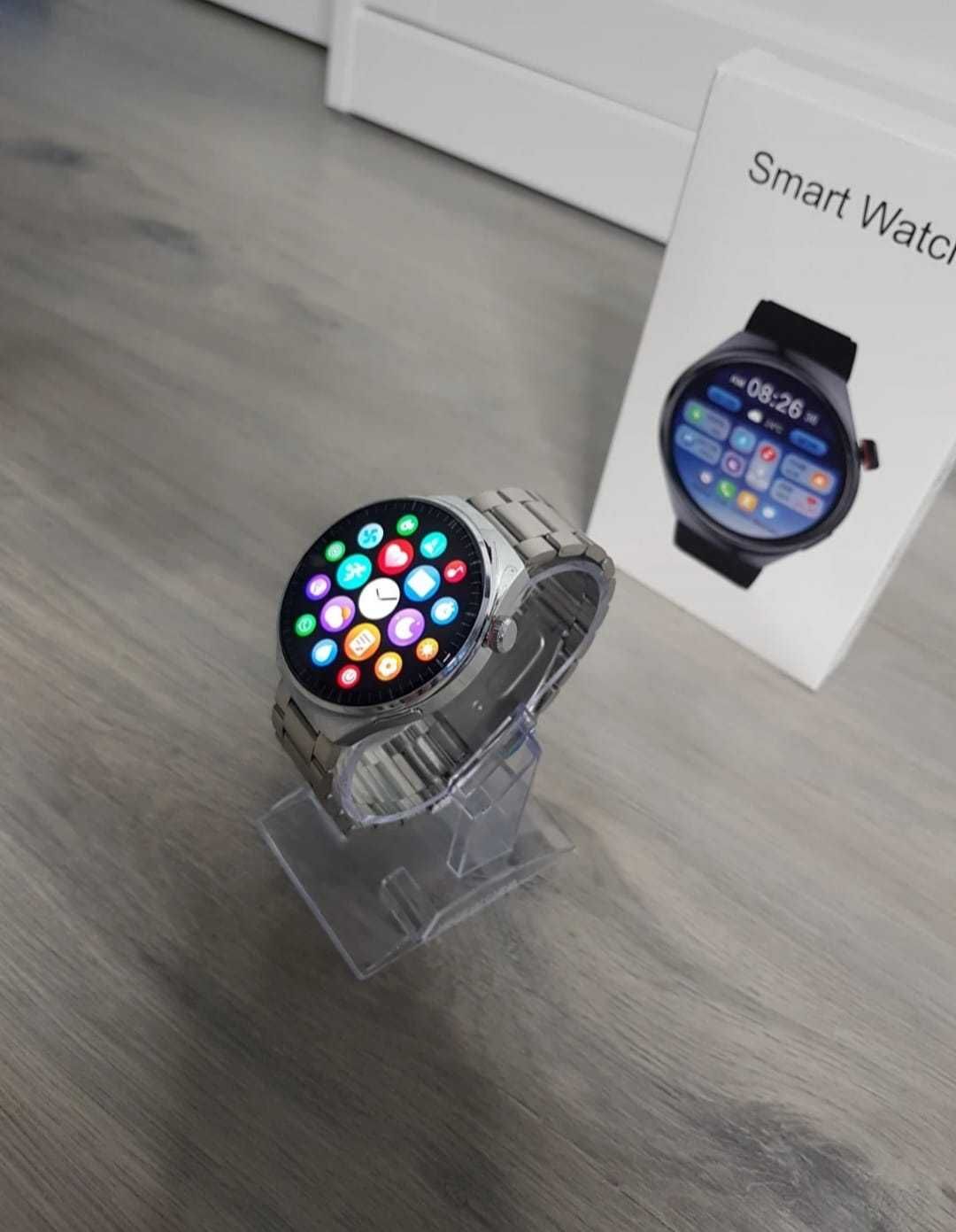 Nowy smartwatch srebrny