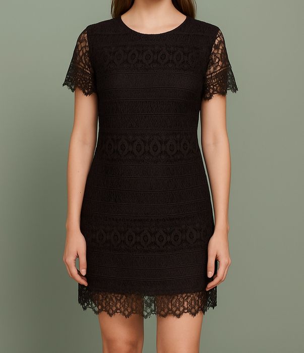 Krótka czarna koronkowa sukienka z krótkim rękawem S(36)