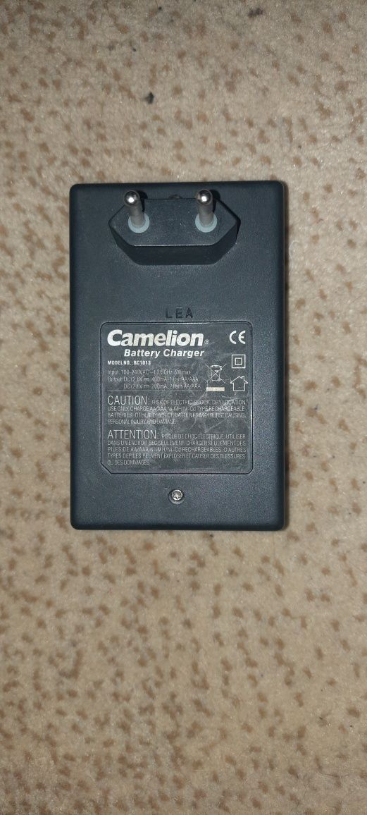 Комплект.Зарядное ус-во Camelion для аккумуляторов АА/ААА+GP