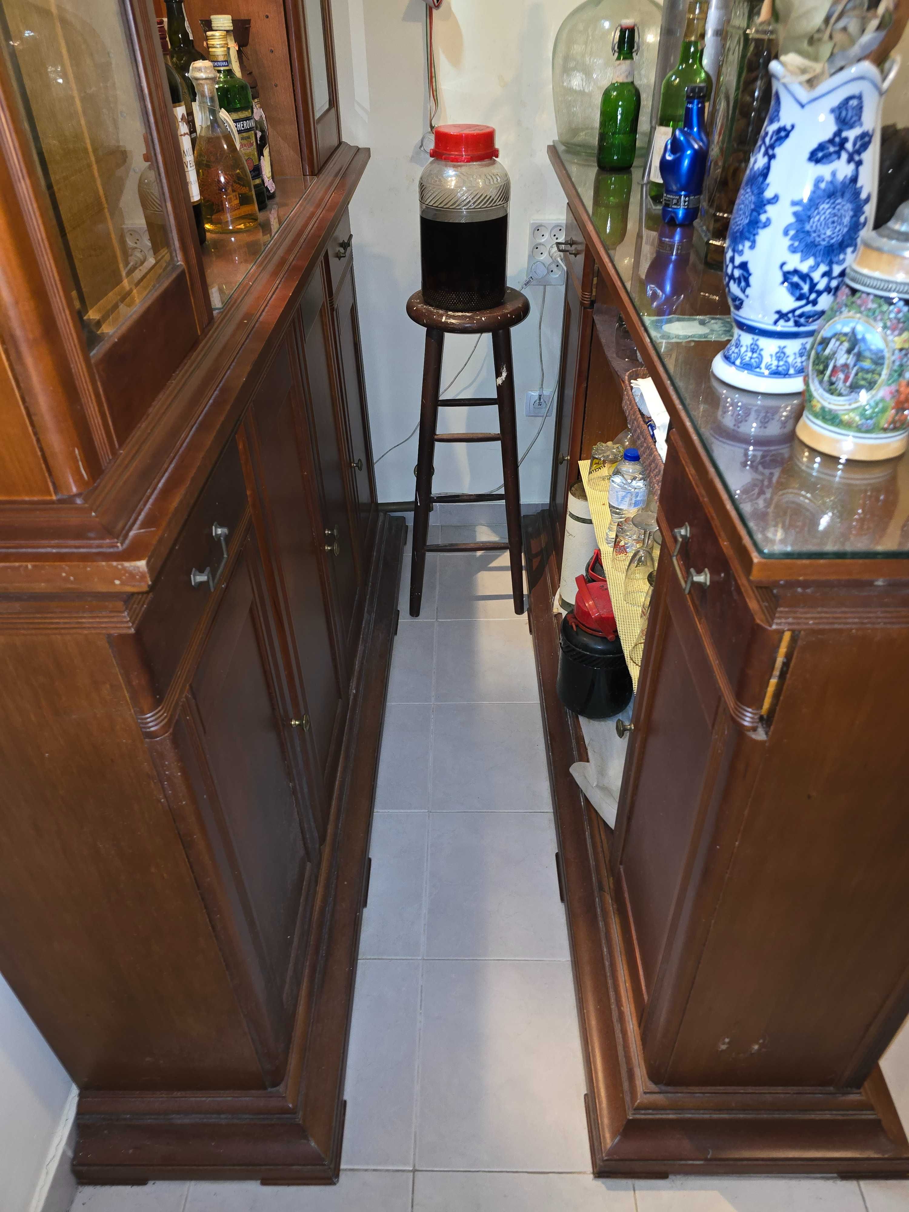Bar - madeira de cerejeira