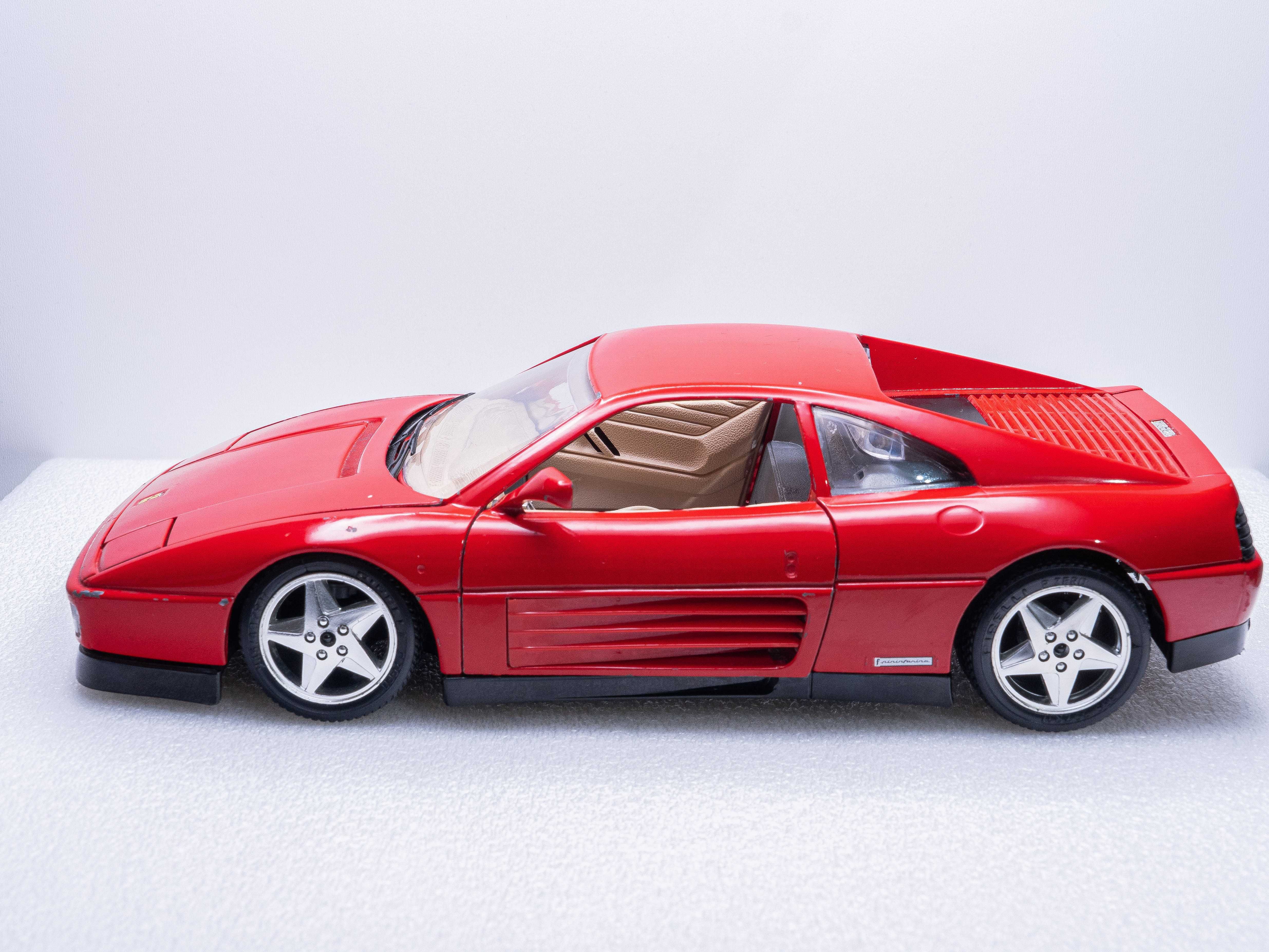 Model samochodu 1:18 BBurago 1989 Ferrari 348 TB
