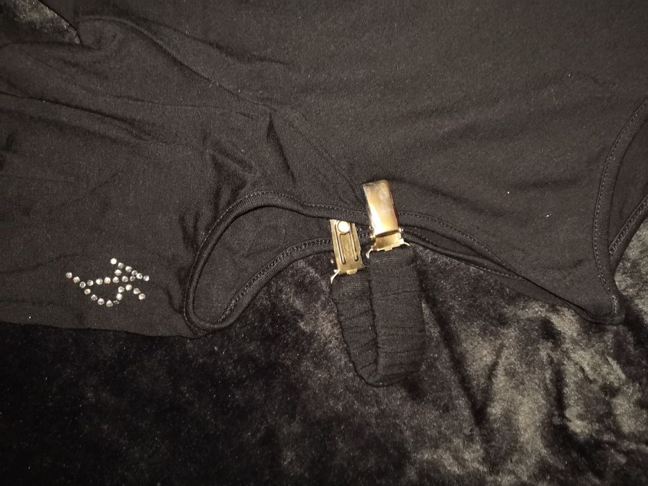 Camisola meia manga preta