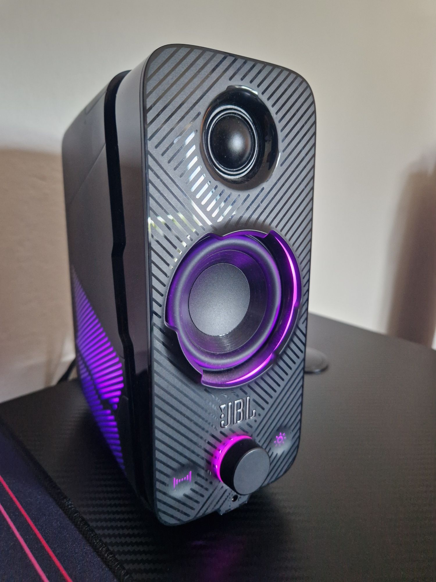 Głośniki JBL Quantum Duo 2.0 20w Bluetooth RGB Dolby Digital