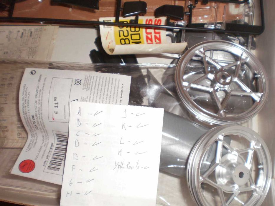 Tamiya Gsx 1100s 1/6