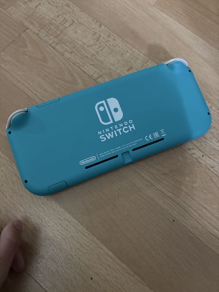 Nintendo Switch lite c/caixa