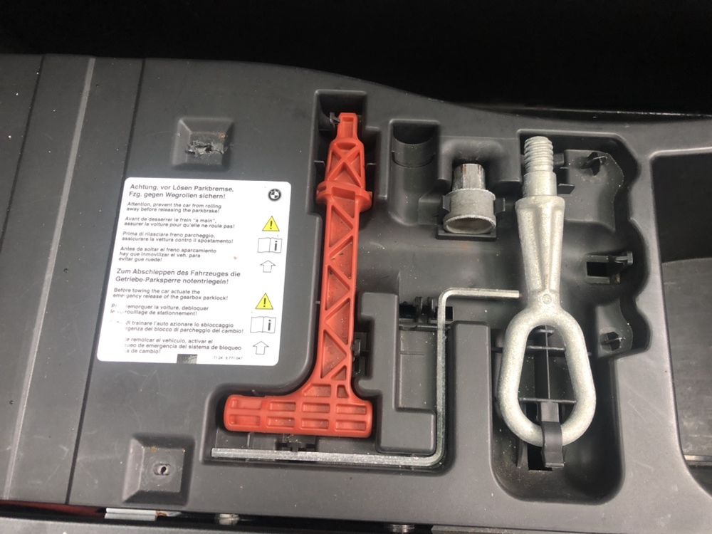 Буксировочний Крюк Ключ АКПП BMW X5 E70 E53 F15 F10 БМВ Х5 Е70 Е53 Ф15