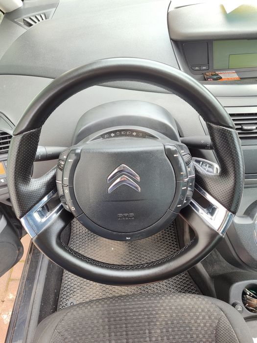 Перетяжка руля,обшивка руля,ручки КПП. Шкірою та Термовінілом