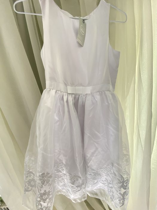 Платье на девочку