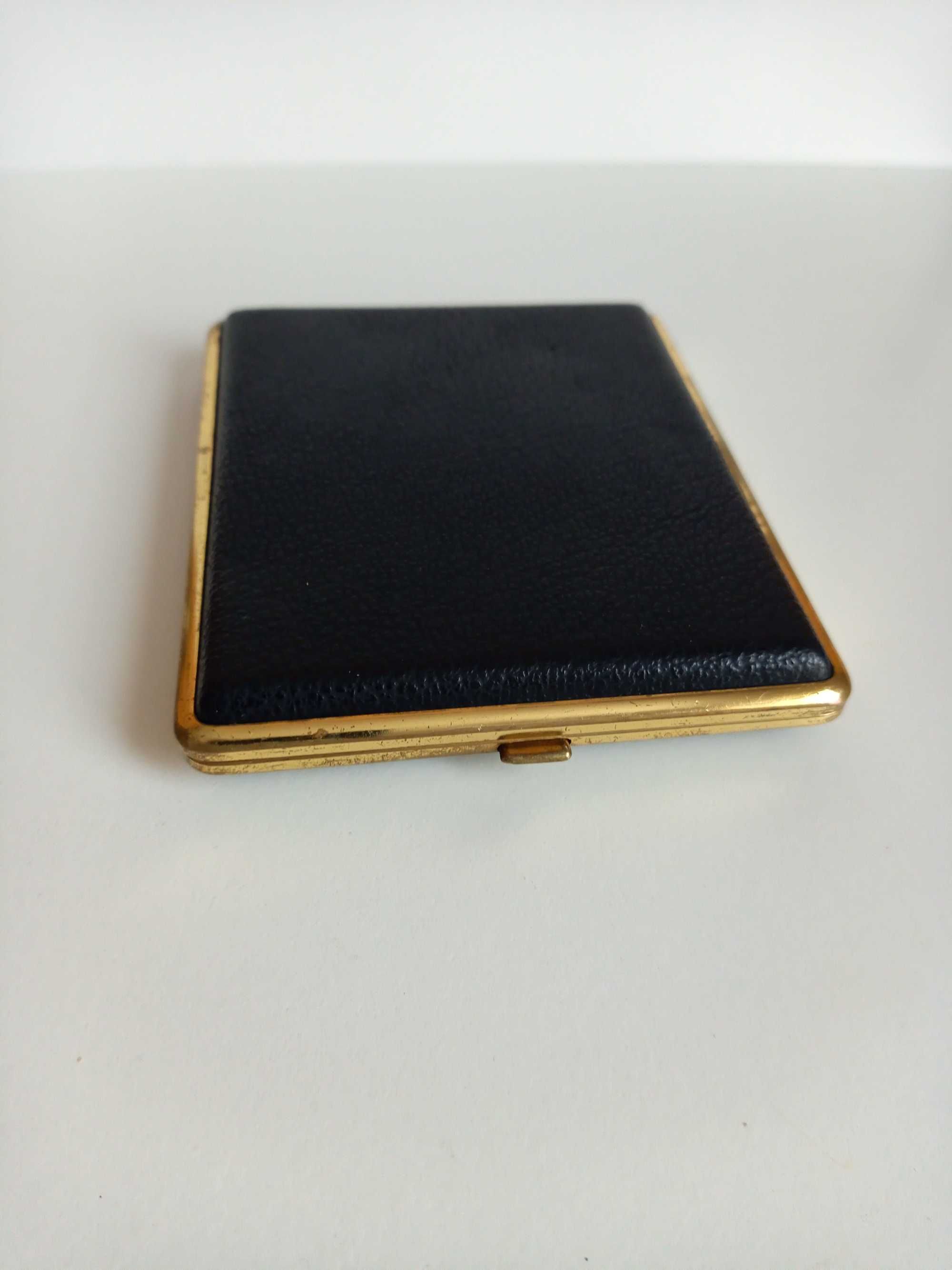 Papierośnica made in Germany. Gold end Black.