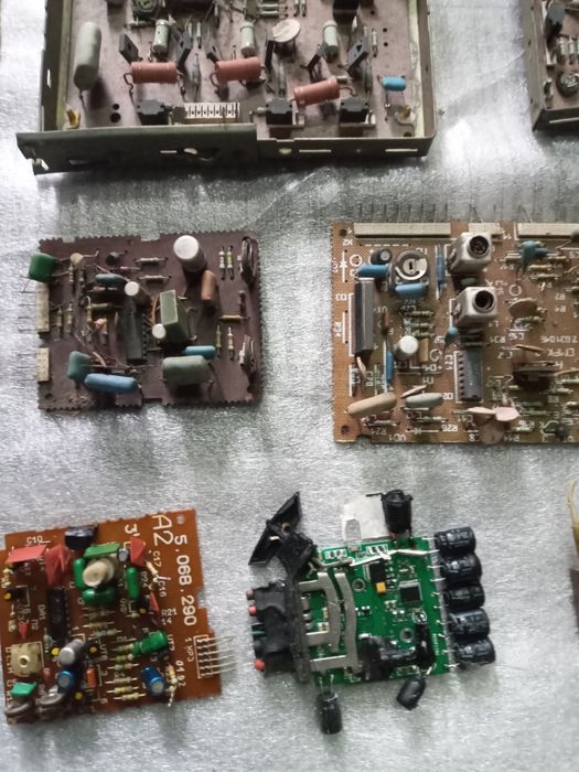 Платы. Радиодетали. Одним лотом.